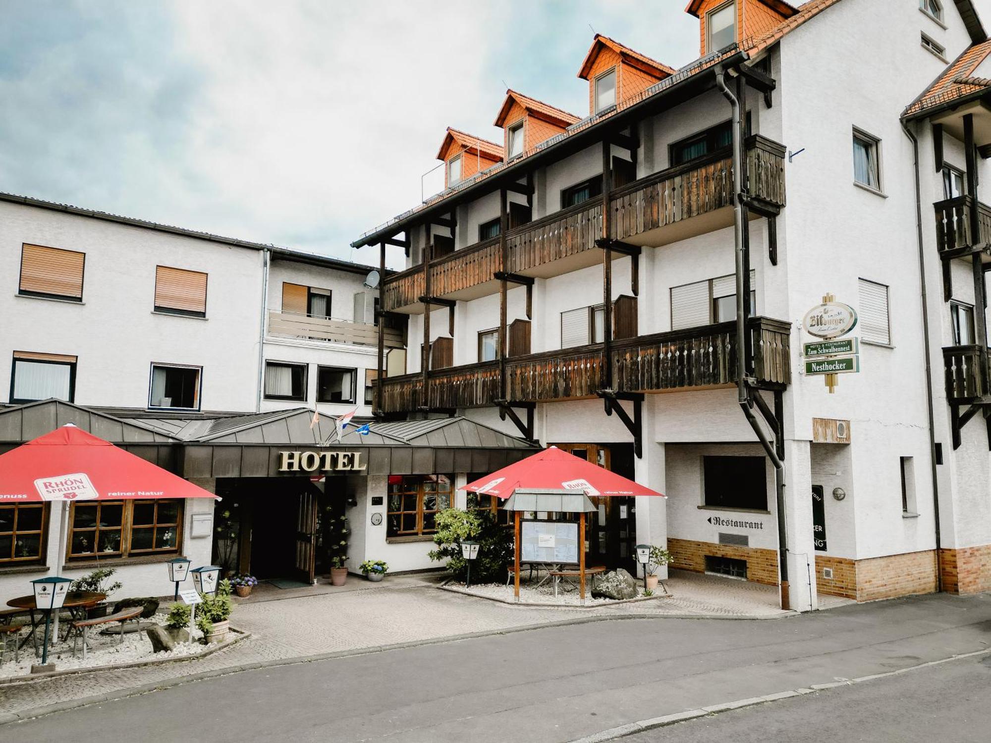 Hotel-Restaurant Zum Schwalbennest Alsfeld Eksteriør billede