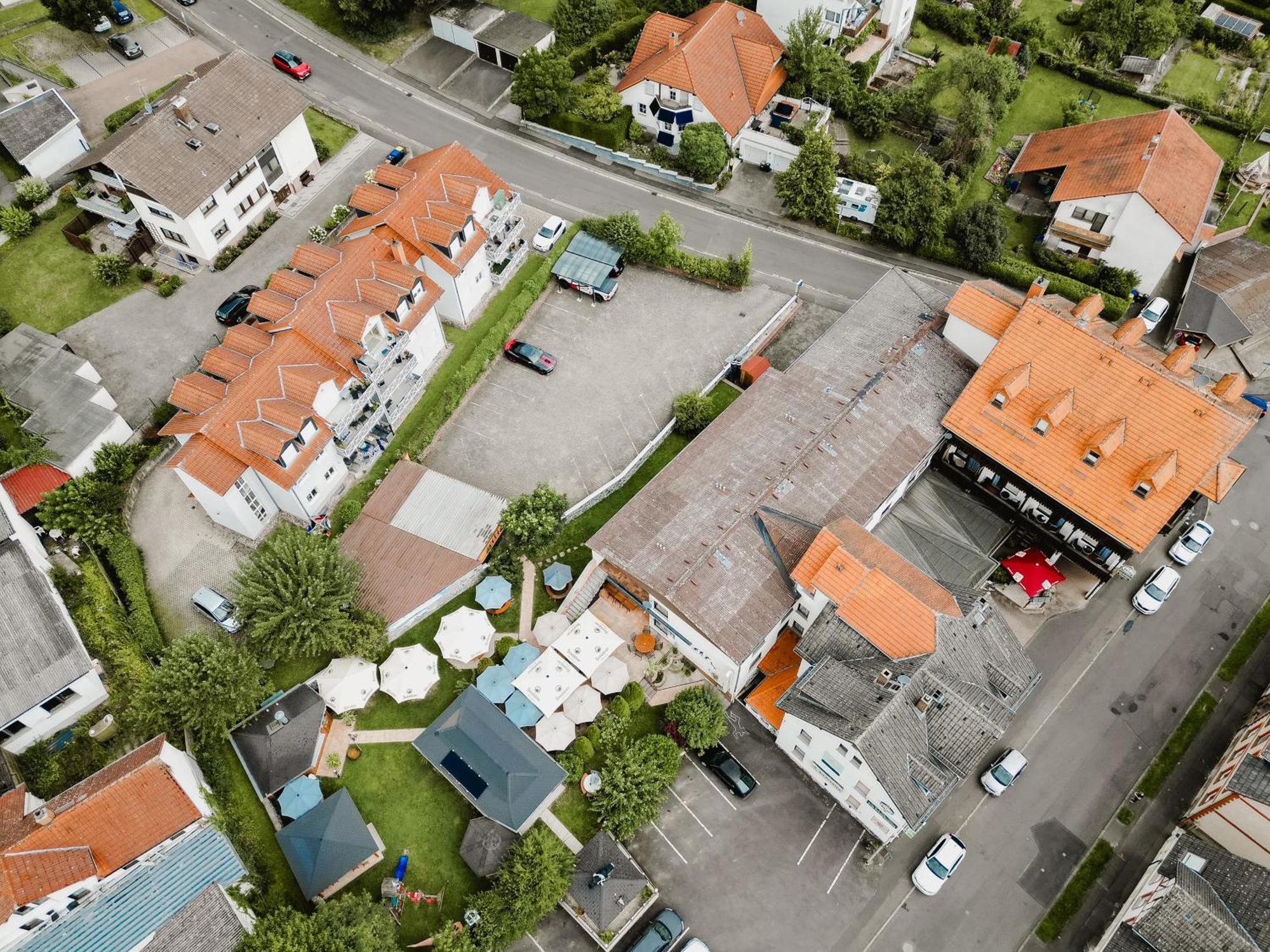 Hotel-Restaurant Zum Schwalbennest Alsfeld Eksteriør billede